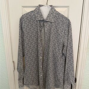 Van Heusen Long Sleeve Button Down Shirt